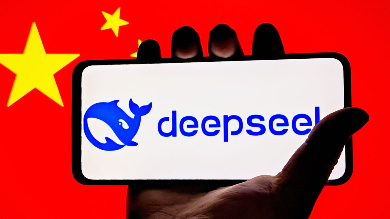 La aplicación Deepseek enfrenta la prohibición en Alemania para la transferencia ilegal de datos de becario
